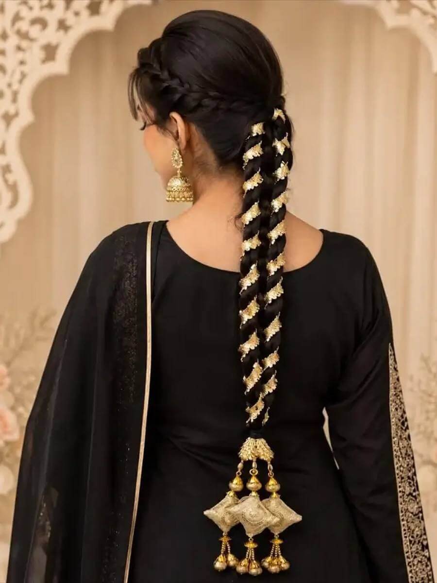 Black and gold braid wrap ending in jhumka latkans